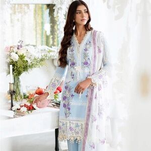 Sana Safinaz law Salwar Kameez bust 50